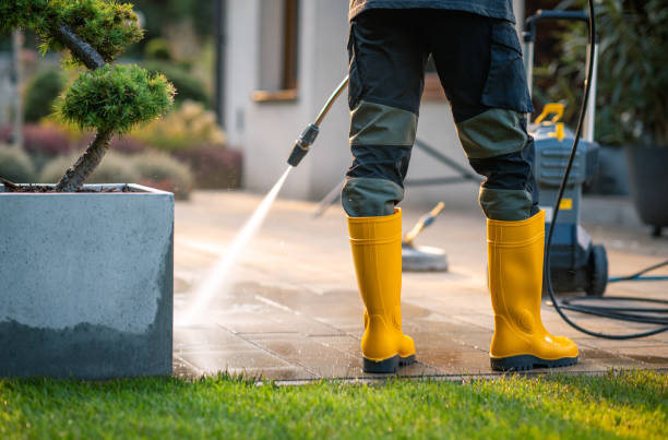 Best Deck Pressure Washing  in Crump, TN